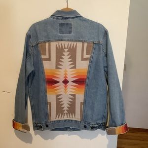 Levi’s Jean Jacket Pendleton Large